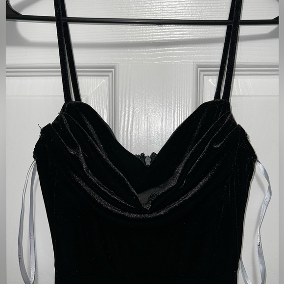 🖤 LULUS Alluring Affection Black Velvet Lace Cowl Neck Midi Dress; Size XS - Picture 9 of 14